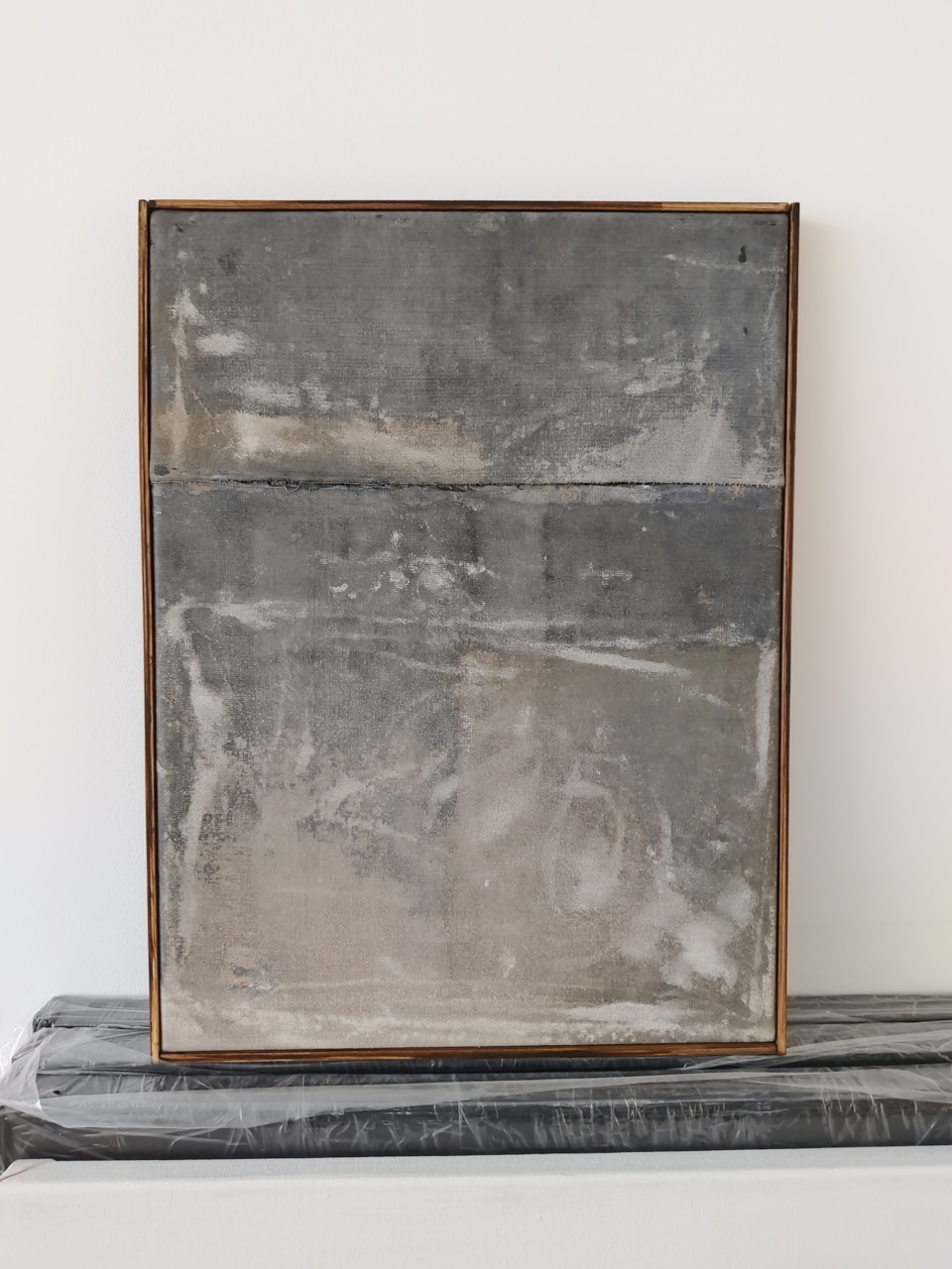 obraz abstrakcyjny w szarościach