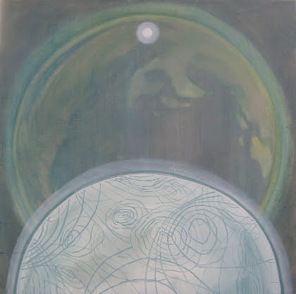 dwie kuliste formy nachodzące na siebie