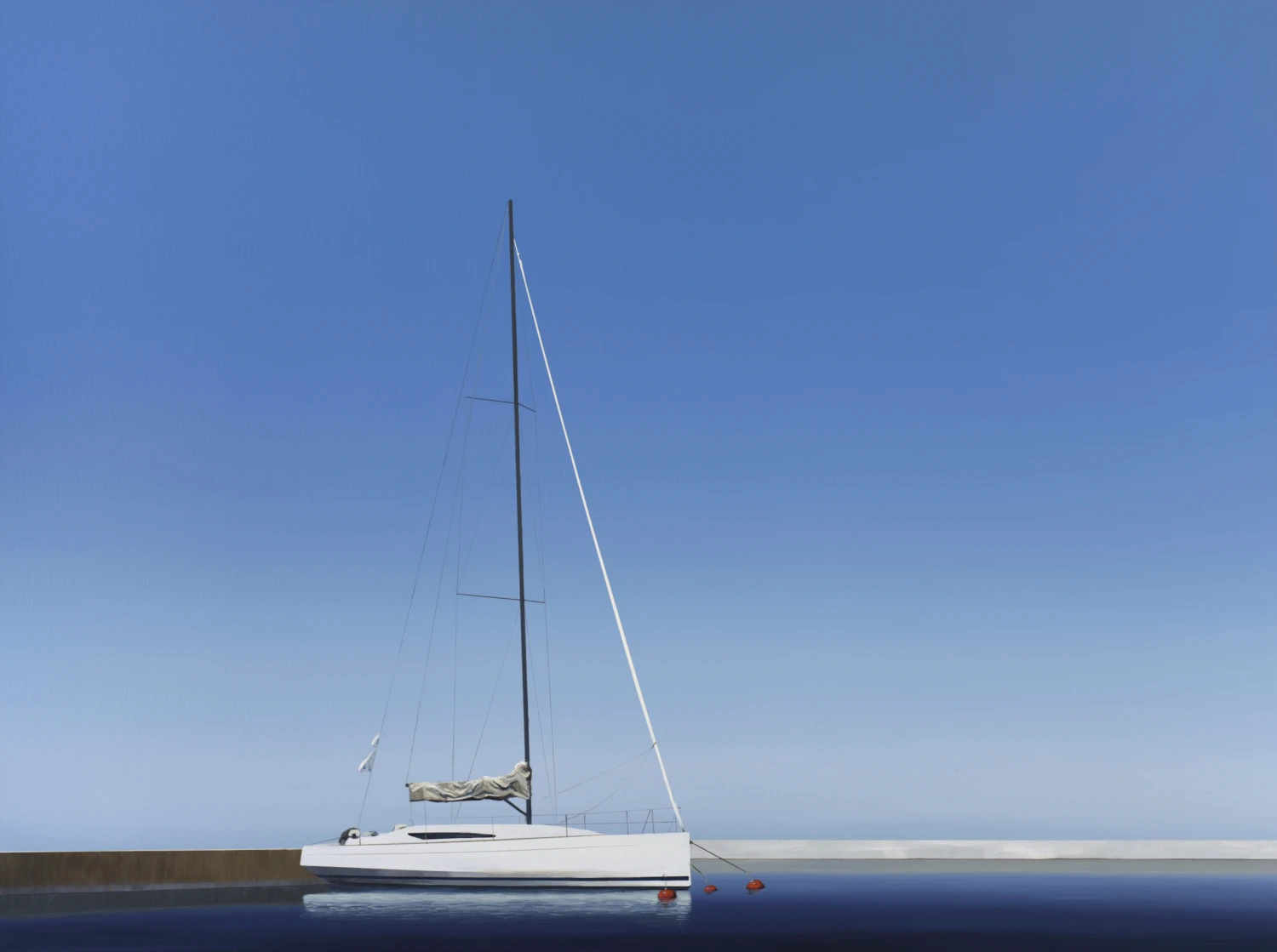Obraz Tomasza Kołodziejczyka przedstawiający biały jacht na spokojnej wodzie – minimalistyczne malarstwo współczesne z motywem ciszy i przestrzeni